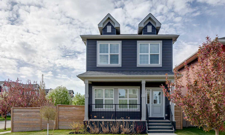 103 Ravensmoor Manor SE