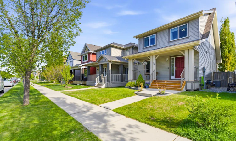 394 Copperpond Boulevard SE