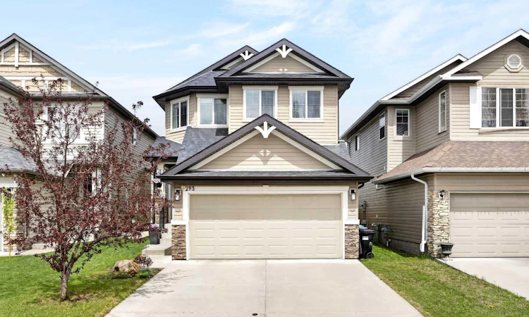293 Bridleridge View SW