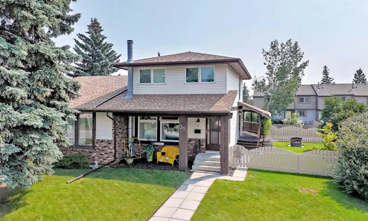 31 Ranchero Bay NW