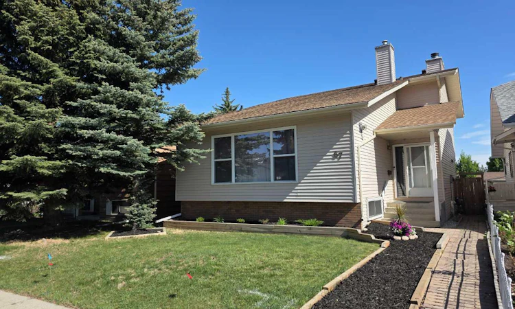 67 Deersaxon Circle SE