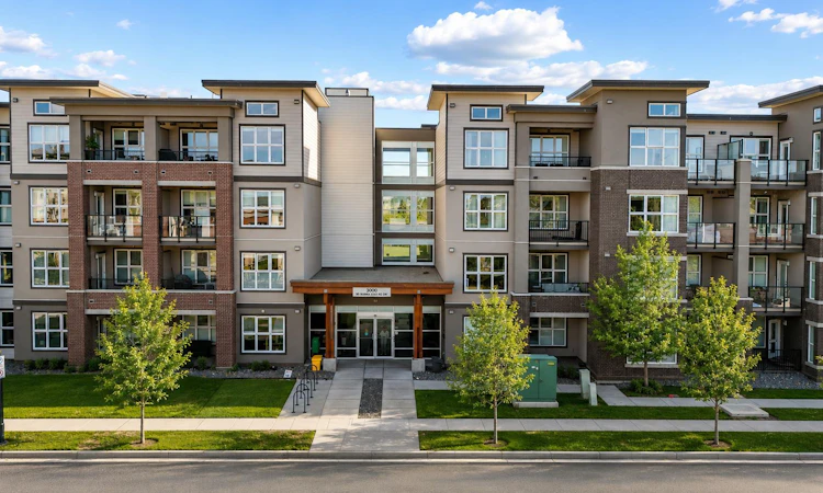 3404-95 Burma Star Road SW