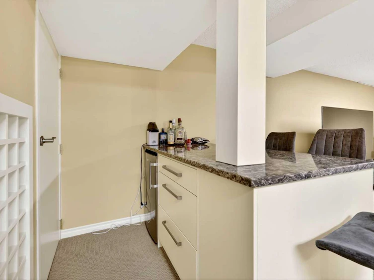 10540 Oakfield Drive SW, Calgary, AB, T2W 2A9 - 36
