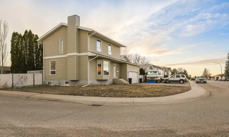 265 Sprague Way