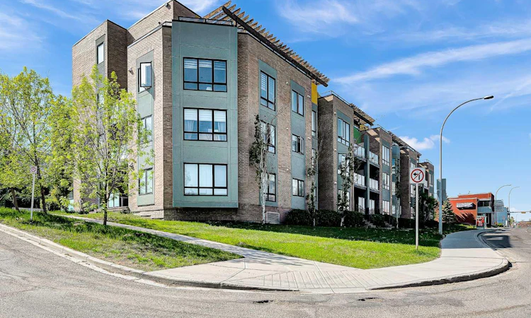 107-611 Edmonton Trail NE