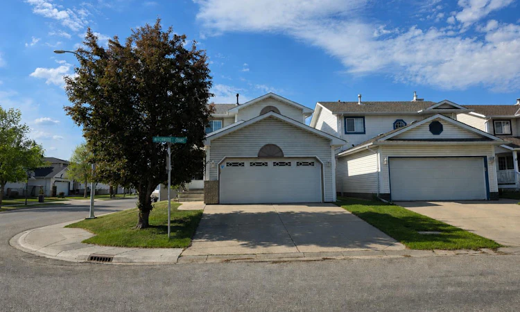 3 Riverwood Court SE