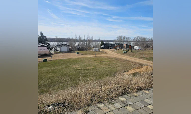 Unit 118-65275 Range Road 114a
