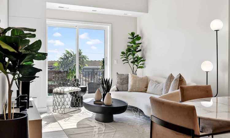 408-255 Les Jardins Park SE