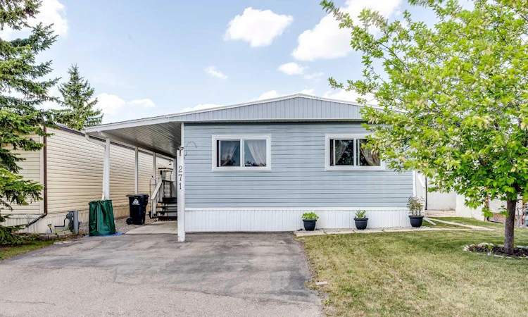 271-99 Arbour Lake Road NW