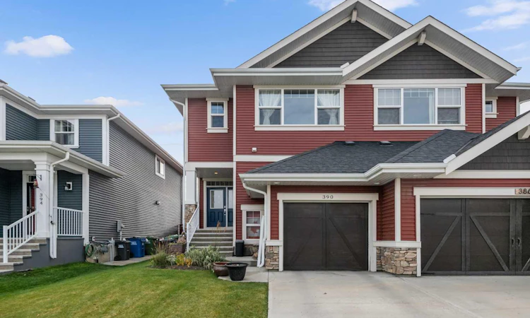390 River Heights Crescent