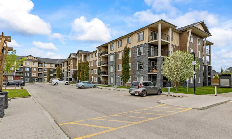 2201-81 Legacy Boulevard SE