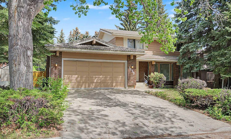 1032 Varsity Estates Drive NW
