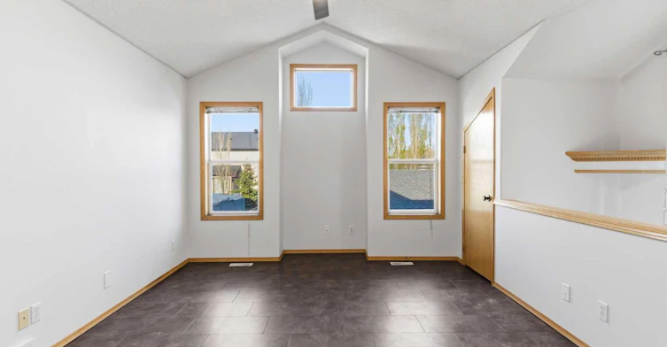 68 Silver Springs Way, Airdrie, AB, T4B 2R6 - 3