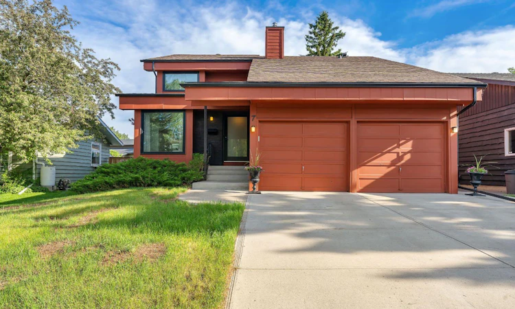 7 Deerwood Road SE