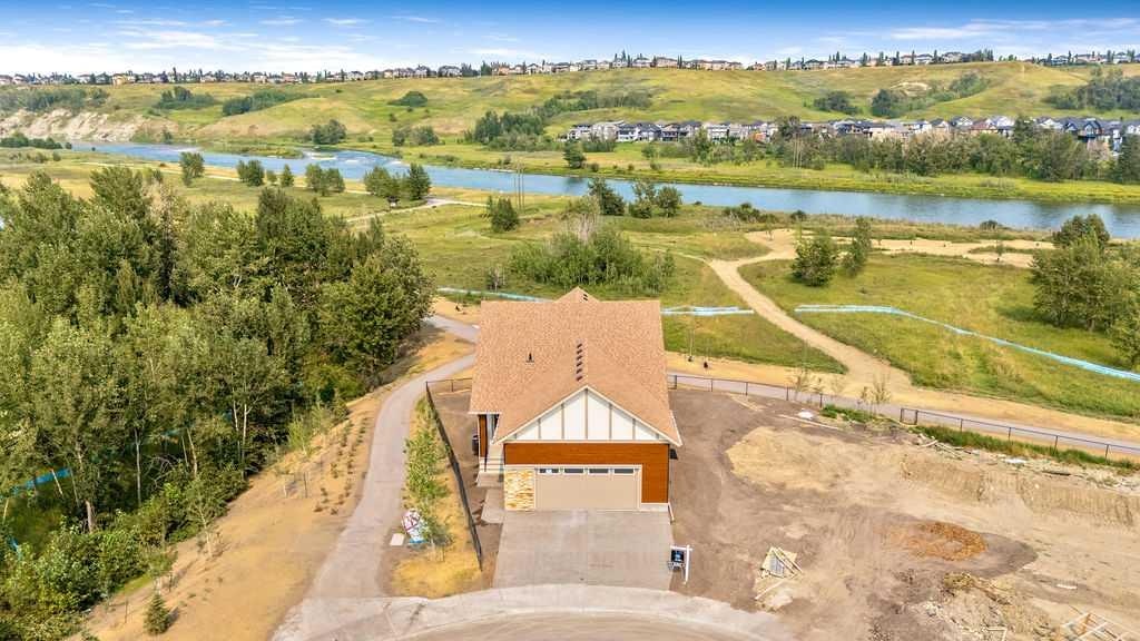 288 Wolf River Drive SE, Calgary, AB, T2X 6G6