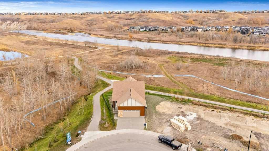 288 Wolf River Drive SE, Calgary, AB, T2X 6G6