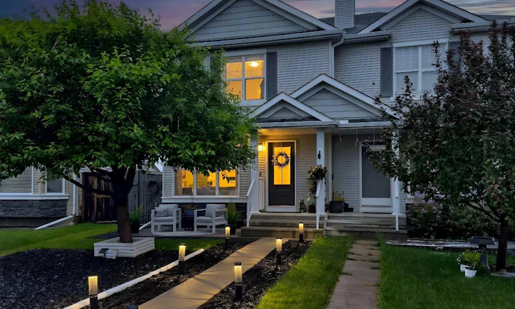 258 Cramond Court SE