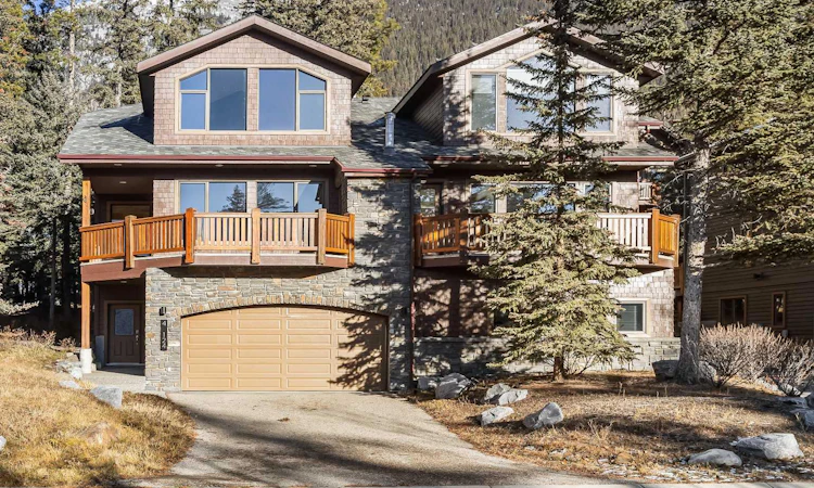 4-124 Silvertip Ridge