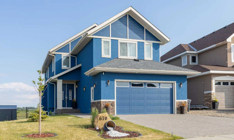 670 Muirfield Crescent