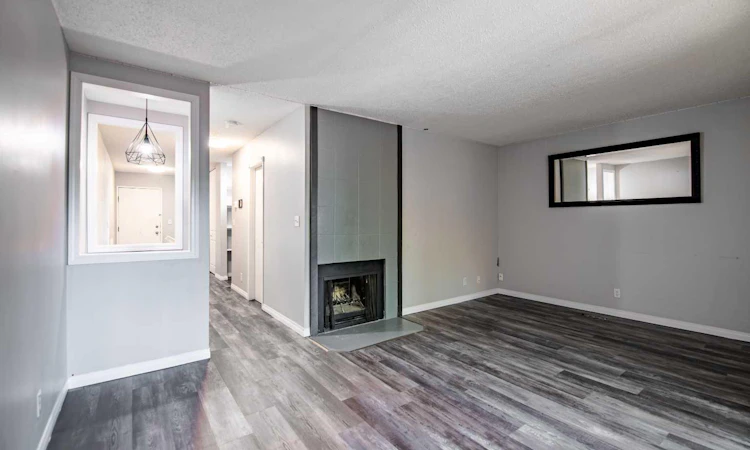 19-80 Piper Drive