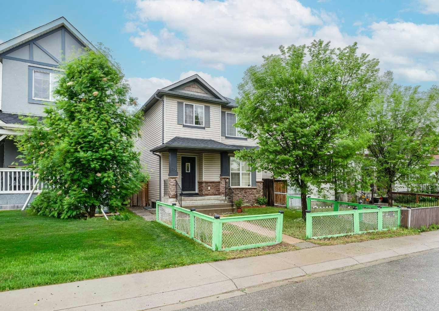 181 Saddlebrook Way NE, Calgary, AB, T3J 0B5