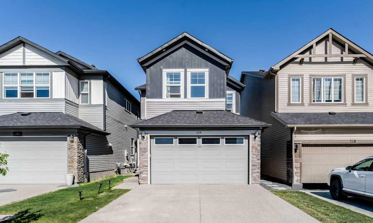 124 Cornerbrook Green NE