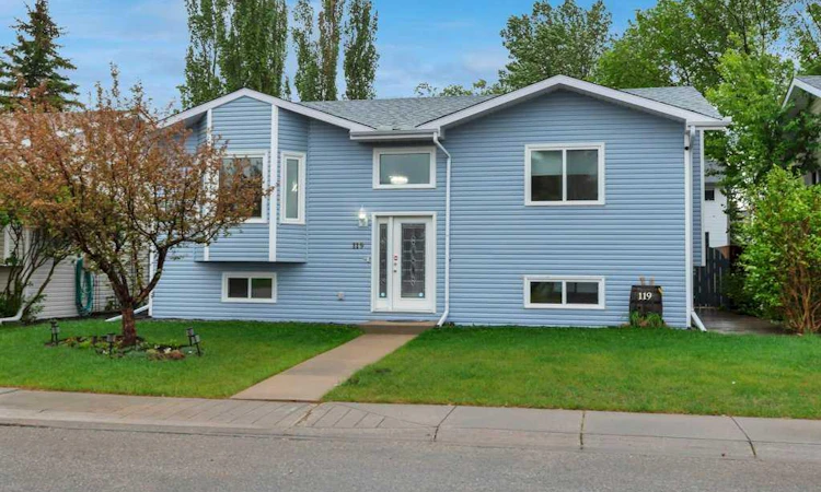 119 Strathaven Crescent