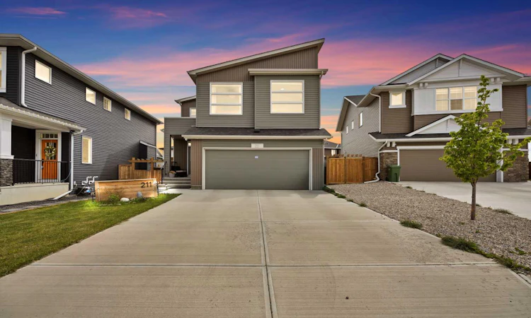 211 Dawson Harbour Court