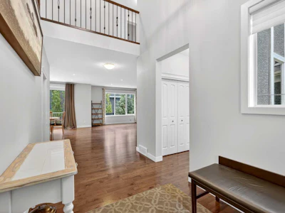 68 Westland Crescent SW - 2