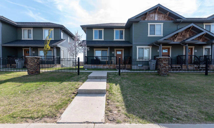 Unit 7-3390 72 Avenue