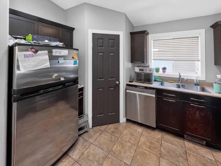 11212 75a Avenue, Grande Prairie, AB, T8W 0G5 - 6