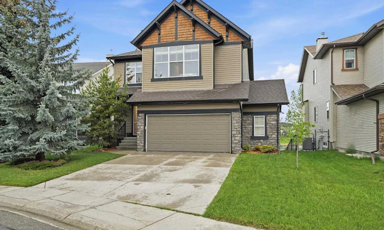 114 Cougarstone Crescent SW