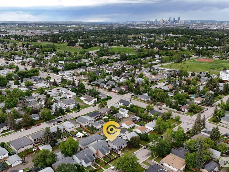 7621 23 Street SE, Calgary, AB, T2C 0Y2 - 36