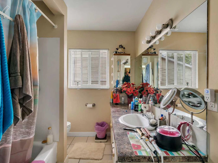 7621 23 Street SE, Calgary, AB, T2C 0Y2 - 12