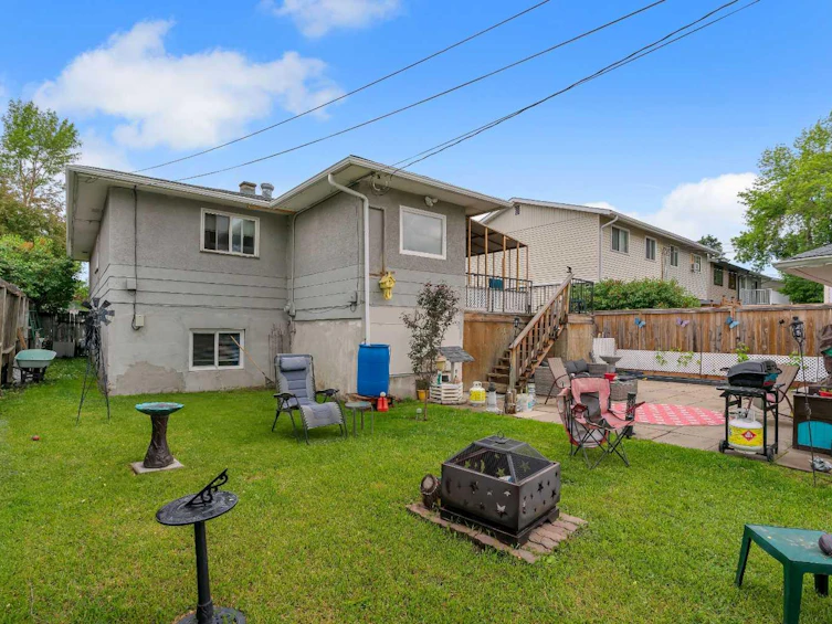 7621 23 Street SE, Calgary, AB, T2C 0Y2 - 28