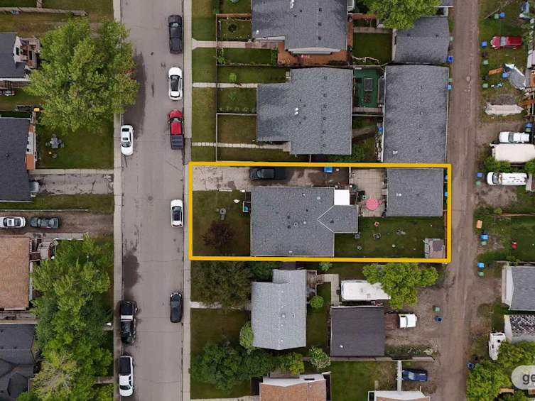 7621 23 Street SE, Calgary, AB, T2C 0Y2 - 35