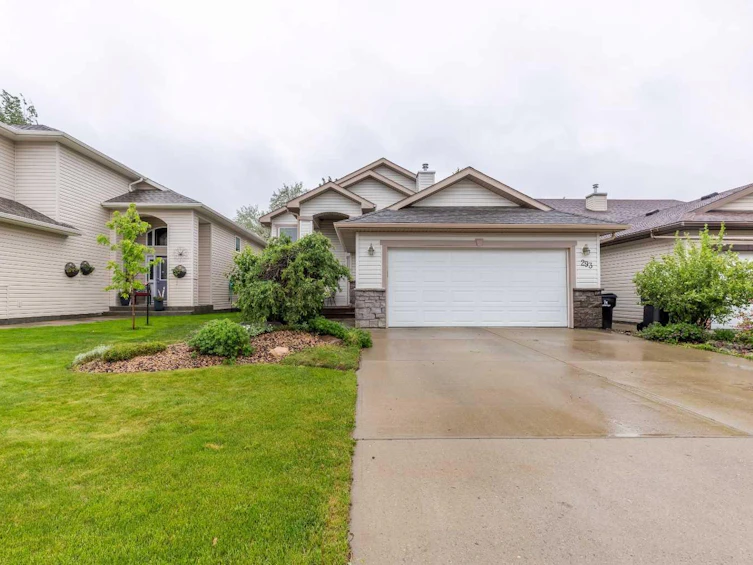 293 Heritage Boulevard W, Lethbridge, AB, T1K 7M5