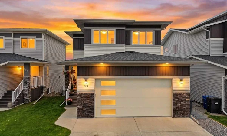 99 Vancouver Crescent