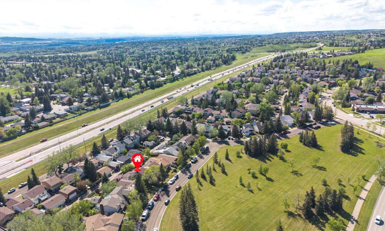 200 Edgedale Way NW