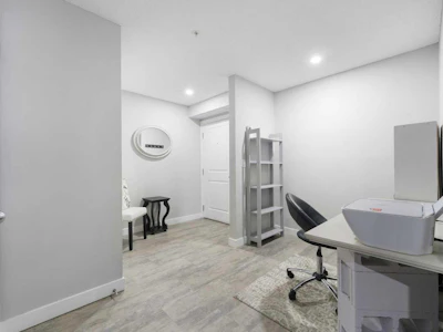 1219-625 Glenbow Drive - 4