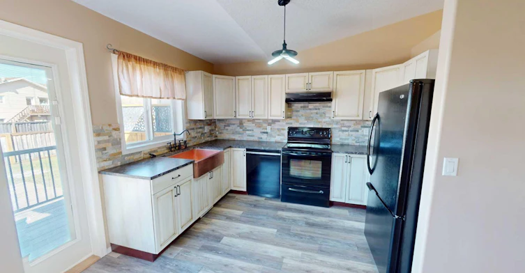 10244 97 Street, Sexsmith, AB, T0H 3C0 - 5
