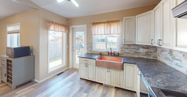 10244 97 Street, Sexsmith, AB, T0H 3C0 - 6
