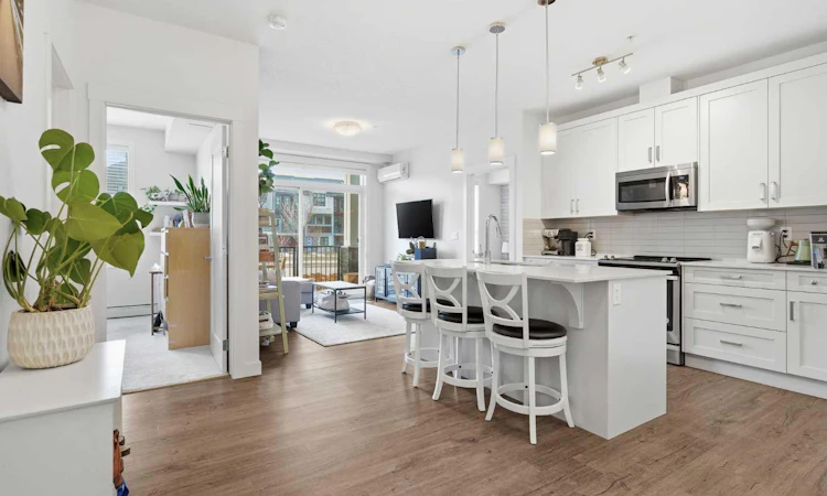 104-20 Walgrove Walk SE