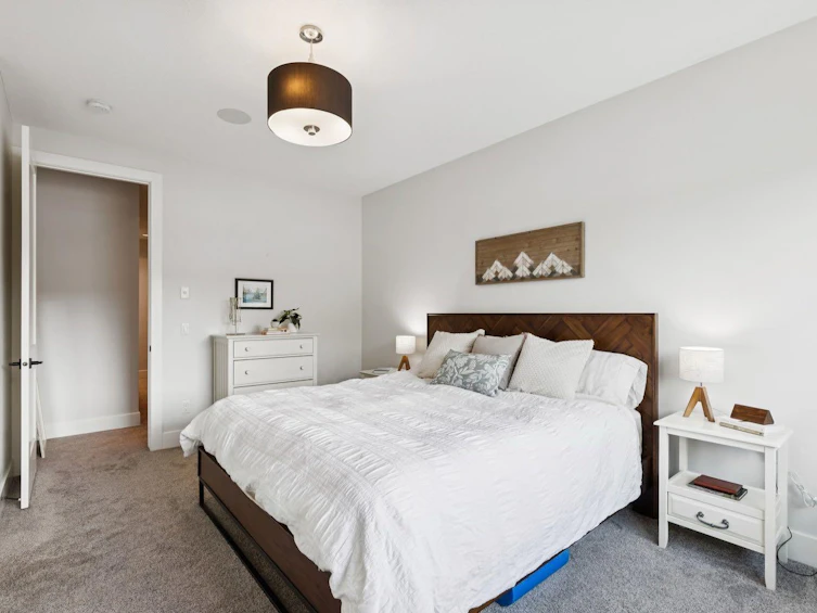 4803 19 Avenue NW, Calgary, AB, T3B 0X6 - 24