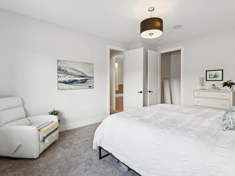 4803 19 Avenue NW, Calgary, AB, T3B 0X6 - 25