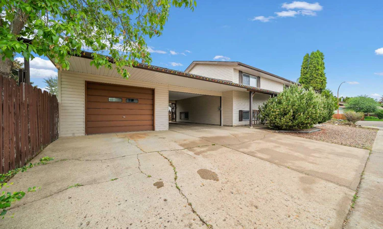 14 Rossdale Avenue SE