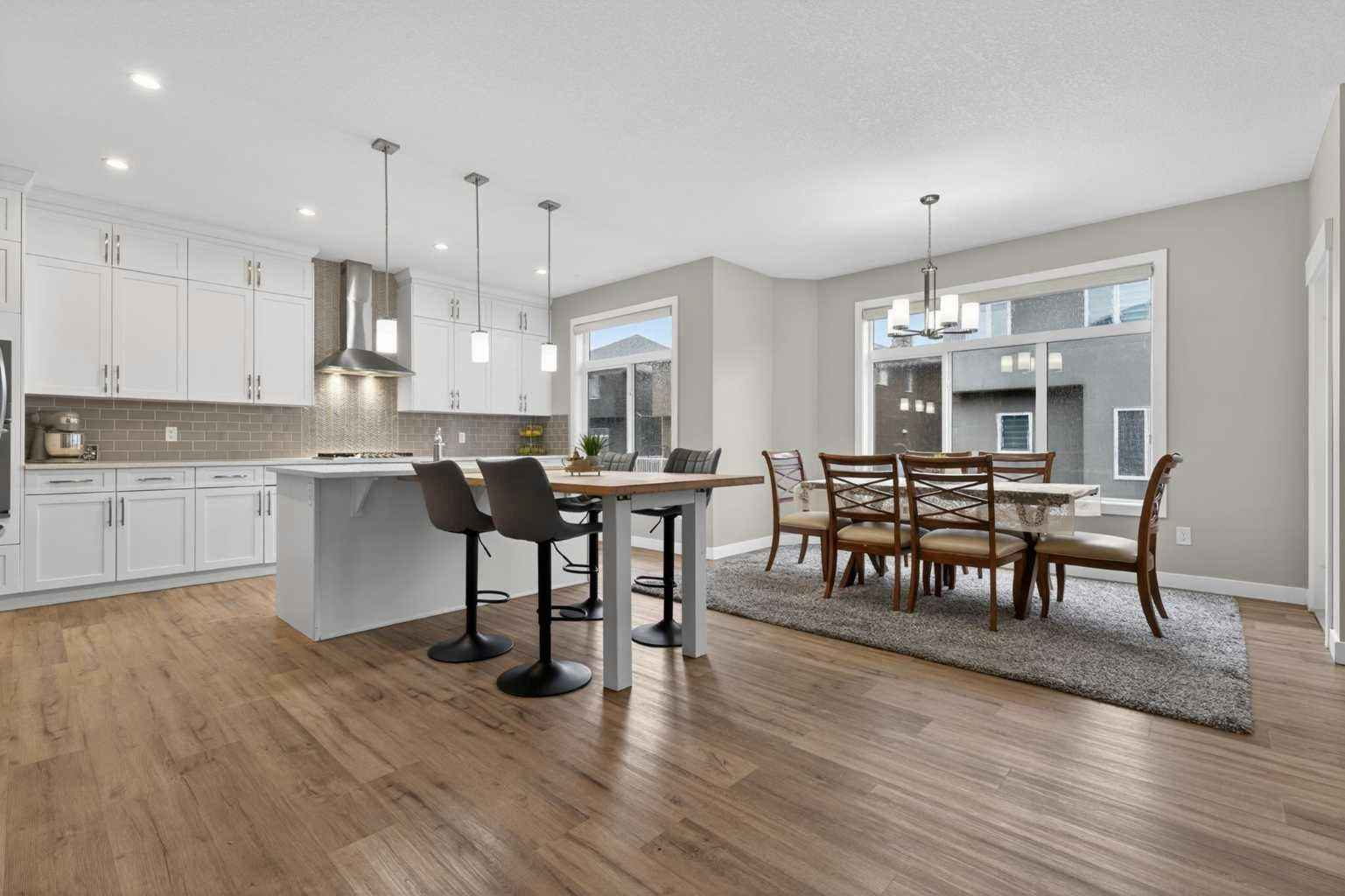 109 Kinniburgh Cove, Chestermere, AB, T1X 0Y6