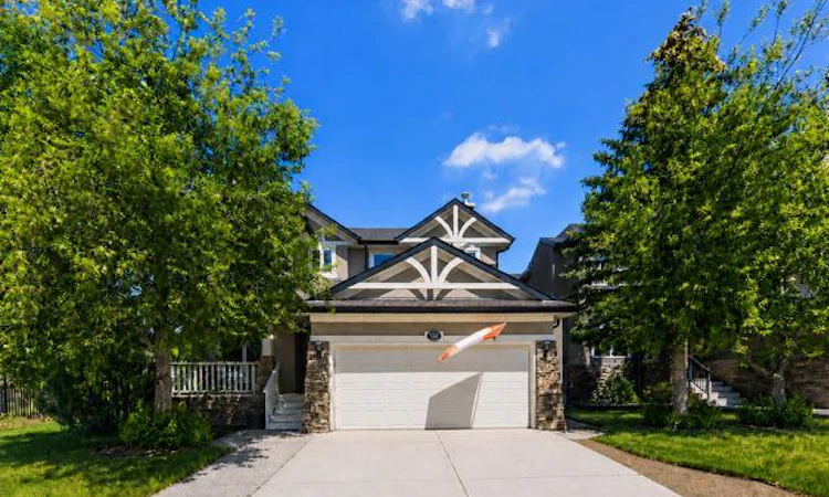 122 Discovery Ridge Way SW