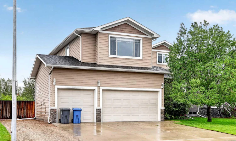 55 Hanson Way NE