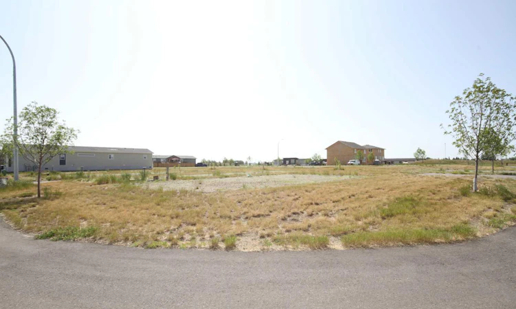2 Meadows Way